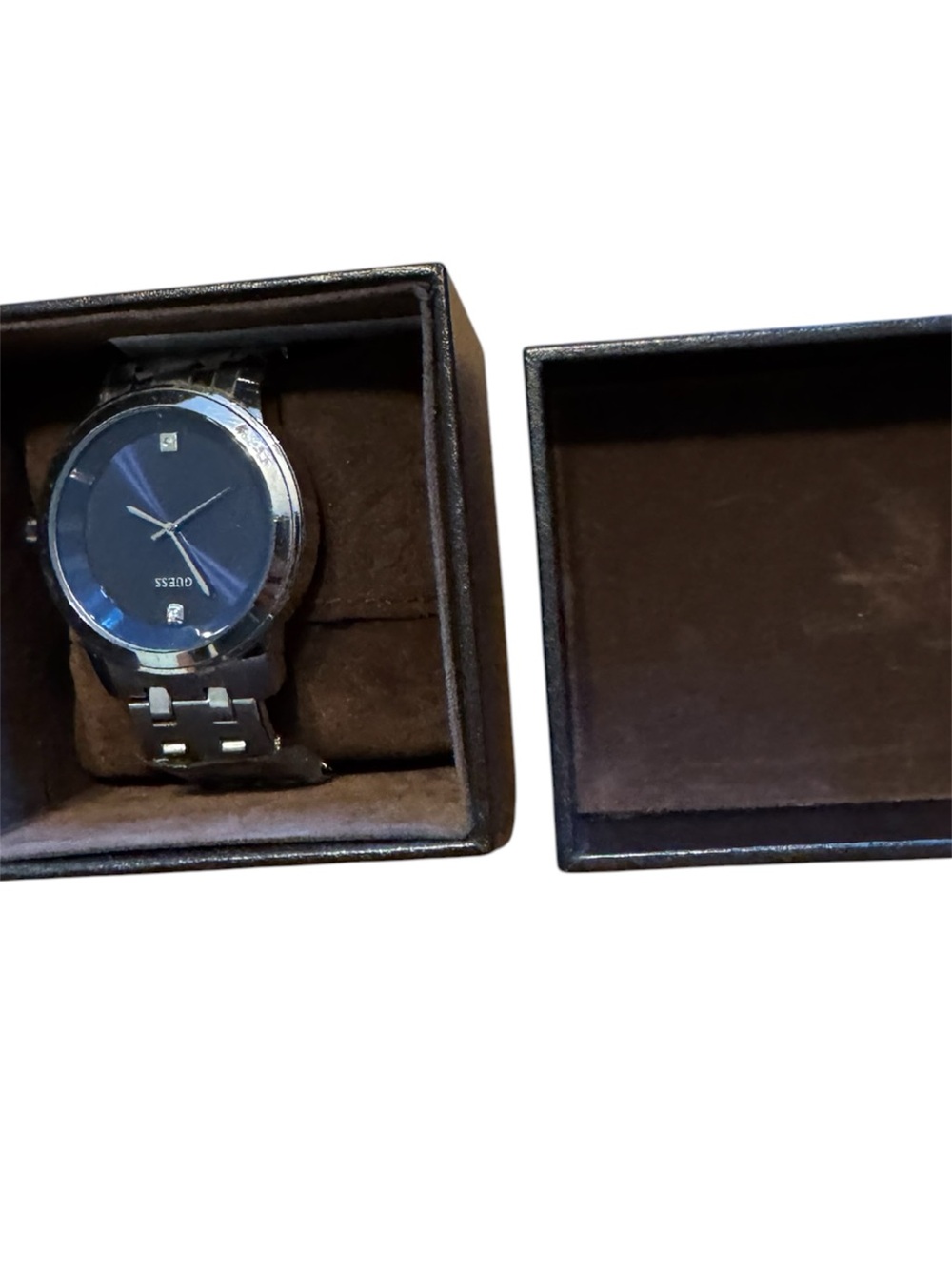 Guess Men's Stainless Watch with Blue Dial and Silver Bracelet brand new